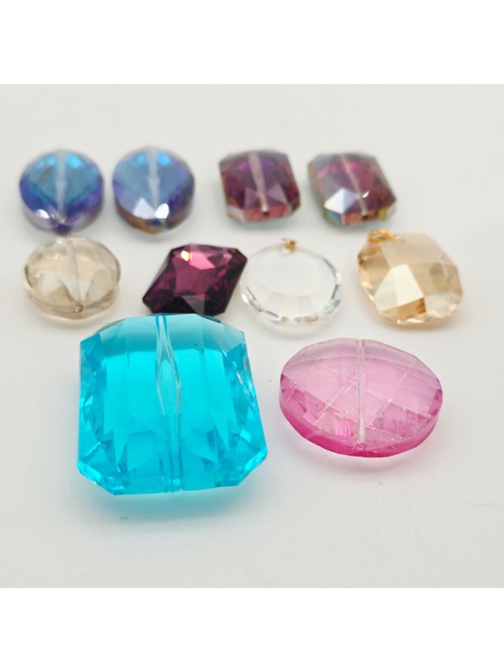 10 Faceted Acrylic & Glass Beads Assorted Shapes Colors Jewelry Making Crafts - Picture 7 of 8